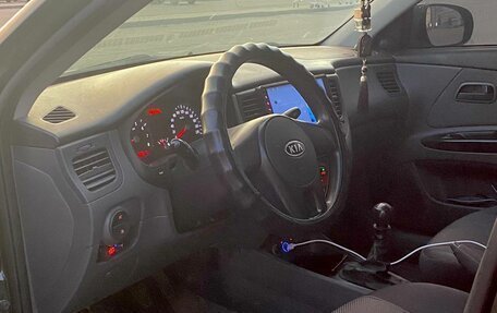 KIA Rio II, 2009 год, 650 000 рублей, 9 фотография