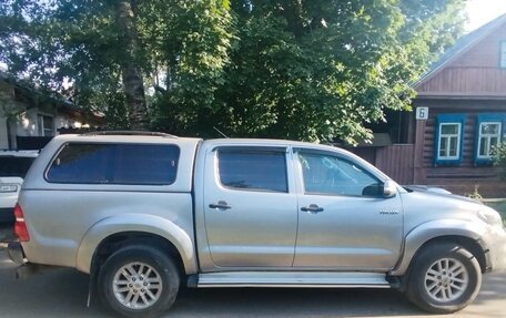 Toyota Hilux VII, 2015 год, 3 100 000 рублей, 4 фотография
