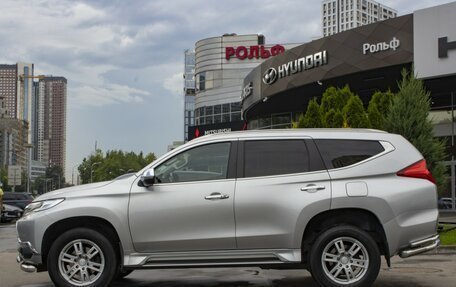 Mitsubishi Pajero Sport III рестайлинг, 2018 год, 2 595 000 рублей, 8 фотография
