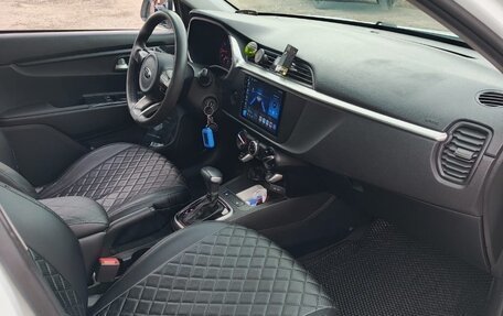 KIA Rio IV, 2020 год, 1 000 000 рублей, 10 фотография