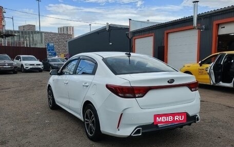 KIA Rio IV, 2020 год, 1 000 000 рублей, 4 фотография