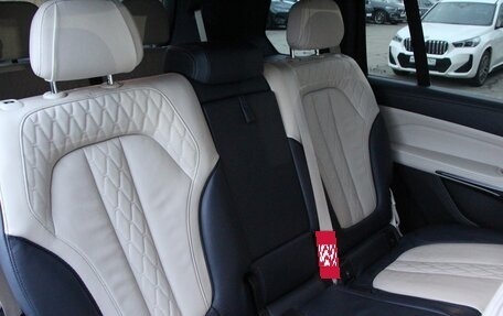 BMW X7, 2019 год, 6 300 000 рублей, 14 фотография