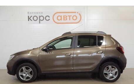 Renault Sandero II рестайлинг, 2018 год, 1 129 000 рублей, 2 фотография