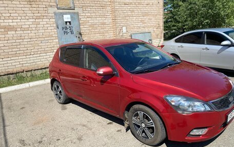 KIA cee'd I рестайлинг, 2010 год, 520 000 рублей, 3 фотография