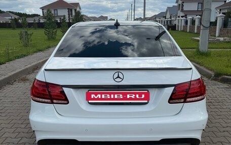 Mercedes-Benz E-Класс, 2013 год, 2 300 000 рублей, 9 фотография