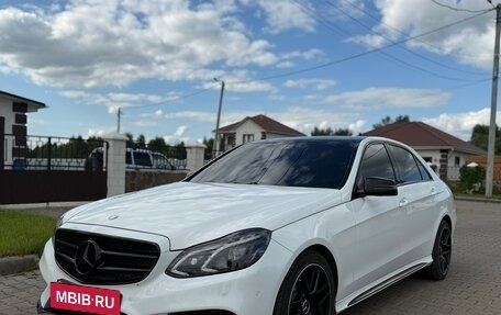Mercedes-Benz E-Класс, 2013 год, 2 300 000 рублей, 5 фотография