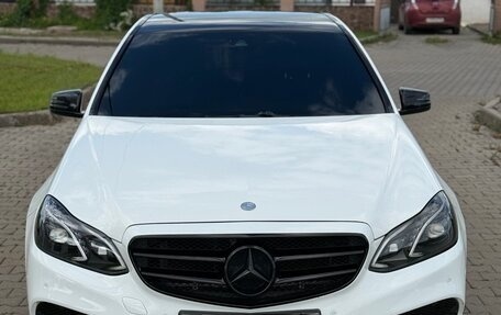 Mercedes-Benz E-Класс, 2013 год, 2 300 000 рублей, 3 фотография