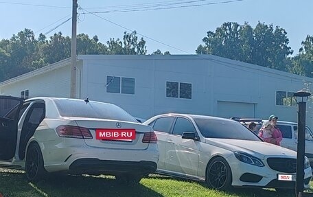 Mercedes-Benz E-Класс, 2013 год, 2 300 000 рублей, 19 фотография
