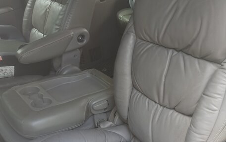 KIA Carnival III, 2008 год, 900 000 рублей, 3 фотография