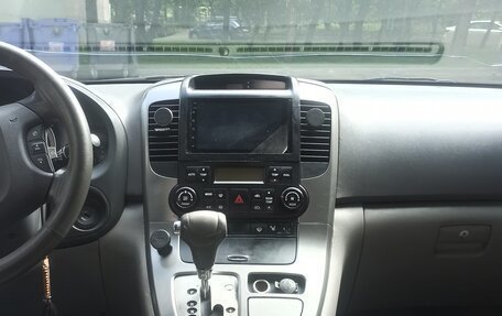 KIA Carnival III, 2008 год, 900 000 рублей, 4 фотография