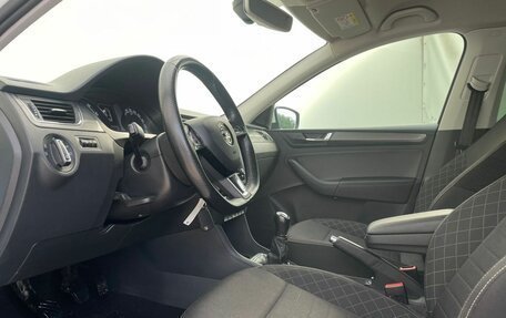 Skoda Rapid I, 2018 год, 1 320 000 рублей, 10 фотография