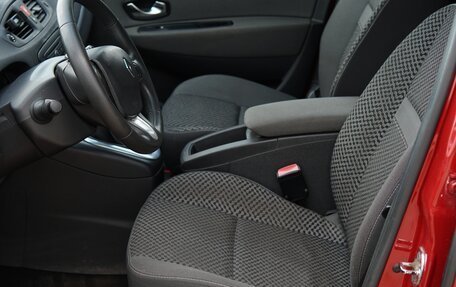 Renault Scenic III, 2011 год, 790 000 рублей, 6 фотография