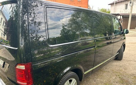 Volkswagen Multivan T6 рестайлинг, 2018 год, 4 850 000 рублей, 2 фотография