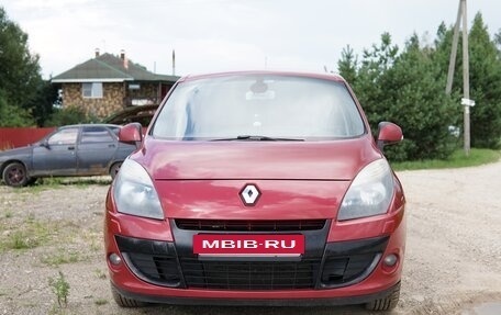 Renault Scenic III, 2011 год, 790 000 рублей, 2 фотография