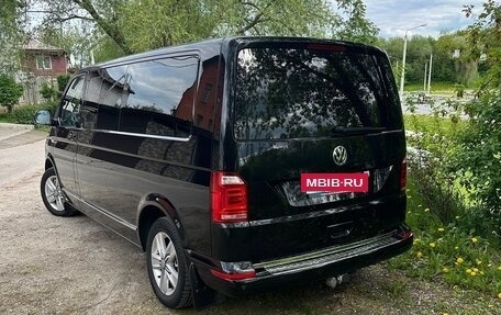 Volkswagen Multivan T6 рестайлинг, 2018 год, 4 850 000 рублей, 4 фотография
