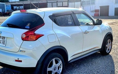Nissan Juke II, 2011 год, 900 000 рублей, 3 фотография