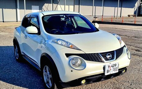 Nissan Juke II, 2011 год, 900 000 рублей, 7 фотография