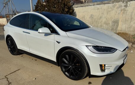 Tesla Model X I, 2019 год, 4 000 000 рублей, 2 фотография