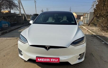 Tesla Model X I, 2019 год, 4 000 000 рублей, 3 фотография