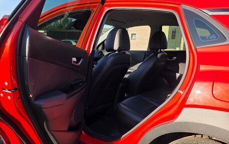 Hyundai Kona I, 2019 год, 2 150 000 рублей, 34 фотография