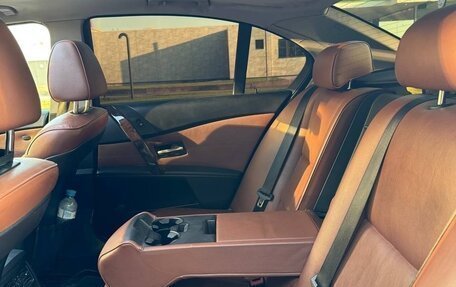 BMW 5 серия, 2005 год, 850 000 рублей, 12 фотография