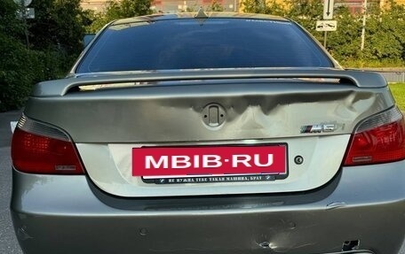 BMW 5 серия, 2005 год, 850 000 рублей, 8 фотография