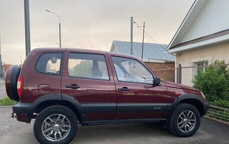Chevrolet Niva I рестайлинг, 2004 год, 350 000 рублей, 4 фотография