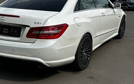 Mercedes-Benz E-Класс, 2011 год, 1 450 000 рублей, 3 фотография