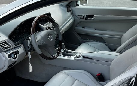 Mercedes-Benz E-Класс, 2011 год, 1 450 000 рублей, 5 фотография
