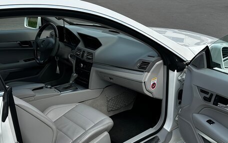 Mercedes-Benz E-Класс, 2011 год, 1 450 000 рублей, 6 фотография