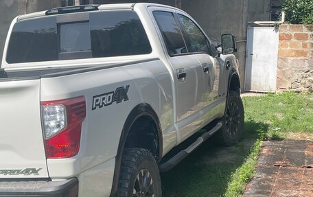 Nissan Titan II, 2019 год, 2 000 000 рублей, 6 фотография