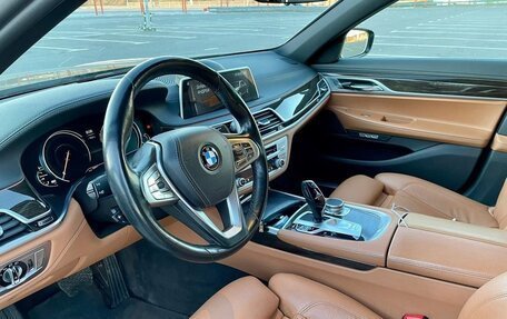 BMW 7 серия, 2016 год, 3 350 000 рублей, 4 фотография