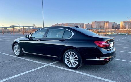 BMW 7 серия, 2016 год, 3 350 000 рублей, 8 фотография