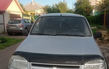 Chevrolet Niva I рестайлинг, 2005 год, 290 000 рублей, 2 фотография