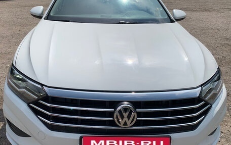 Volkswagen Jetta VII, 2020 год, 1 730 000 рублей, 2 фотография
