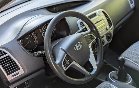 Hyundai i20 IB рестайлинг, 2009 год, 550 000 рублей, 15 фотография