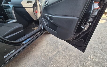 Opel Astra J, 2013 год, 655 000 рублей, 23 фотография