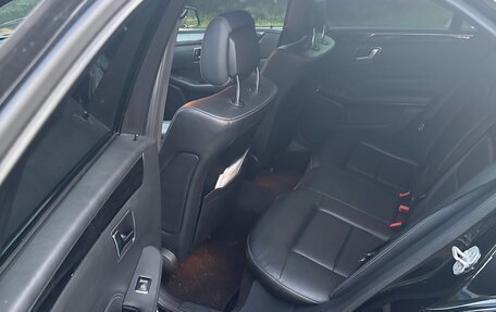 Mercedes-Benz E-Класс, 2013 год, 2 250 000 рублей, 7 фотография