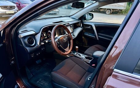 Toyota RAV4, 2017 год, 2 690 000 рублей, 18 фотография