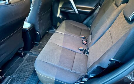 Toyota RAV4, 2017 год, 2 690 000 рублей, 19 фотография