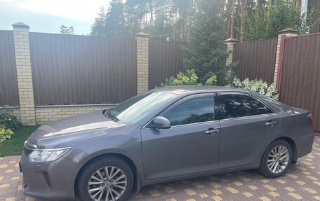 Toyota Camry, 2015 год, 2 200 000 рублей, 2 фотография