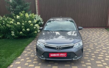 Toyota Camry, 2015 год, 2 200 000 рублей, 8 фотография