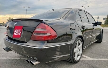 Mercedes-Benz E-Класс, 2004 год, 1 600 000 рублей, 4 фотография
