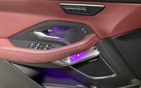 Jaguar E-Pace, 2021 год, 5 500 000 рублей, 21 фотография