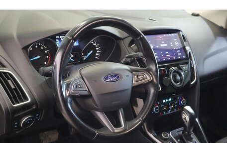 Ford Focus III, 2017 год, 1 300 000 рублей, 6 фотография