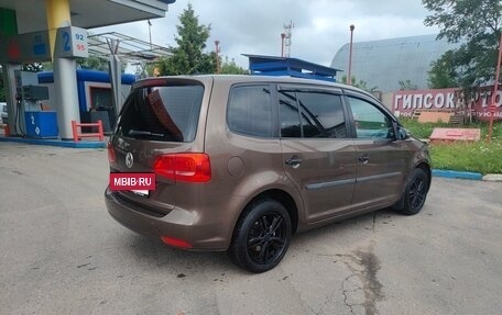 Volkswagen Touran III, 2012 год, 850 000 рублей, 7 фотография