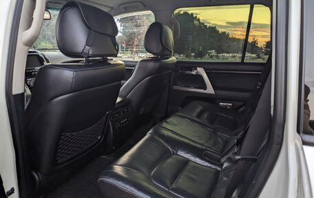 Toyota Land Cruiser 200, 2012 год, 3 300 000 рублей, 16 фотография