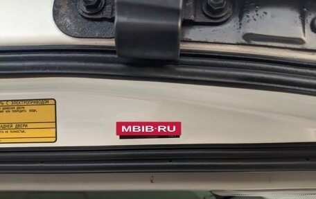 Toyota Land Cruiser 200, 2012 год, 3 300 000 рублей, 7 фотография