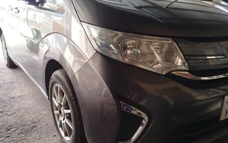 Honda Stepwgn IV, 2019 год, 2 395 000 рублей, 5 фотография