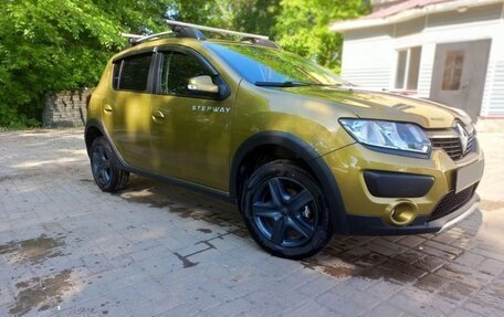 Renault Sandero II рестайлинг, 2015 год, 1 100 000 рублей, 5 фотография